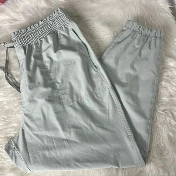 Abercrombie & Fitch Green Drapey Utility Jogger Size Large - Picture 6 of 7